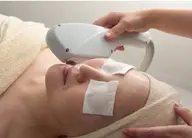 【シワ・たるみケア】引き締まった毛穴・ふっくらもち肌/光フェイシャル