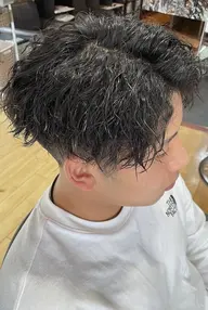 メンズ・特殊(ツイストやスパイラル)パーマ+ナノTR¥7000【カット込¥10000】