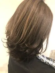 人気No.2❣️女性必見❣️カット、オージュアトリートメント