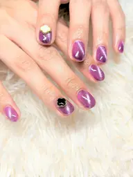 土日ご新規様限定☆マグネットネイル￥6500予約の際オフ(あり、なし)・補強、長さ出し(本数)等お伝えください