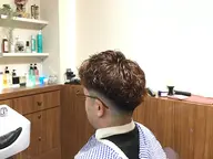 👦🏻 メンズ 高め刈り上げスタイル (フェード可)➕シャンプー➕スタイリング【現金支払いのみ】