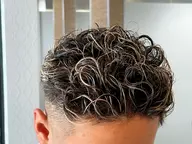 大人気‼️メンズカット(フェード)+極道風パーマ+クイックトリートメント🌈