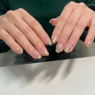 【3月限定価格💅💎】ラメグラ 2980円(オフ込)※亀裂補強・長さだし・パーツは+料金でOK💛