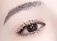 韓国式🇰🇷トリートメントのみで上げる最先端まつ毛パーマ　ブラックティントトリートメント付き