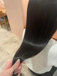 透明感抜群✨アディクシーカラー