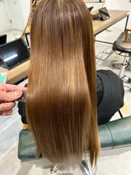 艶ハイトーンコース🌙（全頭ブリーチ＋オンカラー＋トリートメント）