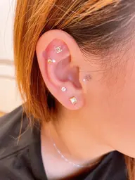 耳ツボジュエリー