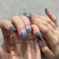 🩵4月2日10時～限定🩵オフありラメグラデーション