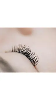 まつエク　　左右合計　60本　　LEDフラットラッシュ