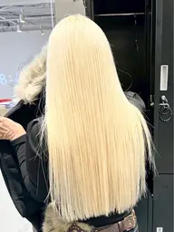 【18:00以降〜】Wブリーチ➕カラー➕保湿トリートメント⭐️