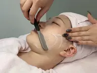 《月1顔のうぶ毛メンテ》顔剃り+パック→肌に合わせてご案内◎