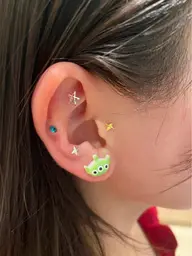 耳つぼジュエリー