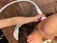 肩首の凝りにはラジオ波が効果的♡肩、デコルテのマッサージ付でスッキリ♡ミニモだけの特別メニュー♡