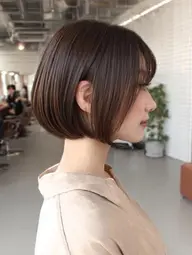 毛先が曲がるショート矯正(巻ける/地毛風/シャキンとしない自然な仕上がり/ブリーチ矯正/美髪矯正/酸熱トリートメント)