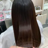 『髪の毛のメンテナンスに』カット➕トリートメント✂️💧