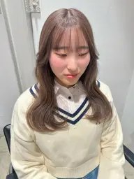 【黒髪卒業式】今年高校を卒業する方限定☆ケアブリーチカラー＋ブロー40%OFF