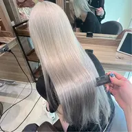 【 1番人気❕】🫧ブリーチ込みケアダブルカラー＋リペアトリートメント🫧(リタッチ可）(ケアブリーチ料込)