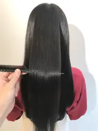 ❣️部分(前髪)ストレート＋oggiotto 8STEPトリートメント🌈湿気での前髪の癖が気になる方は是非オススメ🌈