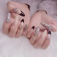 人気No.2✨ご新規様120分パーツ載せ放題アート持ち込みデザイン