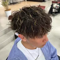 【🌟メンズ限定🌟】ケアブリーチハイライト+オンカラー+オージュア超音波トリートメント