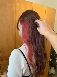 イヤリングカラー