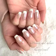 フレンチネイル♡ パーツ・アートなし(パーツアート追加の場合+500〜1000円)