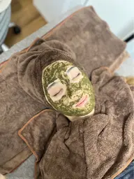 ハーブピーリング【REVI】（陶器トリートメント）