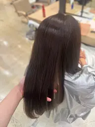 【土曜日🆖】🤎🎀ナチュラルカラー🎀🤎サロントリートメントつき🎶
