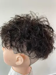 当日お時間ご相談！お電話下さい！お店の空き時間に予約お入れします！スパイラル、波巻きパーマ。SNSにお顔ありの写真投稿