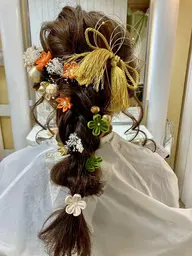 🌸卒業式🌸【袴着付け＋ヘアセット】お友達と一緒にご予約で、ペア割！さらに1,100円オフになります☆