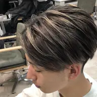 「ハイライトダブルカラー」✨ハイライト＋カット✨ケアブリーチに変更は＋3300円になります！