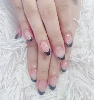 🌼カラグラ・フレンチ🎨初回オフ込み5000円🌼ベースカラー追加の場合➕1000円 🌼