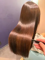 髪質改善×圧倒的ツヤ◎カット＋縮毛矯正＋内部補修トリートメント