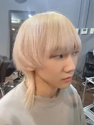 1日一名様のみ🌈ケアブリーチ+カラー+酸熱トリートメント痛みずらいケアブリーチでサラサラハイトーン⭐️