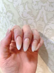 オフなし・爪の形にコンプレックスがある方必見！美爪スタイリング☆長さ出ししたい方に！スカルプ＋ジェルカラー