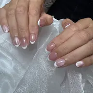 フレンチネイル