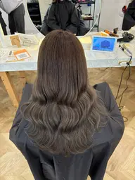 カット＋プレミアム艶カラー＋3Stepトリートメント