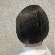 ✨1番人気 艶と透明感 イルミナカラー+トリートメント🎨✨