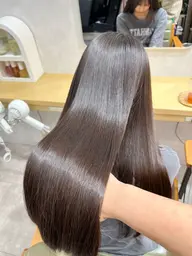 【4月限定】✨髪質改善ストレート(縮毛矯正)🌿+カット+3stepトリートメント付き❣️