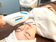 【毛穴・くすみ・乾燥・ハリ・シミ・シワ】ヒト幹細胞エステ+光フォト60分