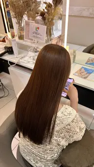 .━━━━━━━ 縮毛矯正＋顔周りカット━━━━━━━━.