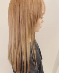 ブリーチ+透明感カラー+超音波アイロントリートメント¥10000❤️