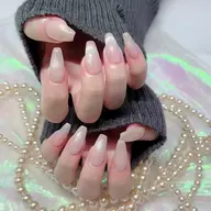 大人気🔥マグネットグラデーションフレンチ・カラーベースあり(オフ込み)