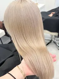 【🍓No.1メニュー🍓】《U30限定》ブリーチリタッチ+ カラー +Aujuaトリートメント🧸🪐-メンズ大歓迎-