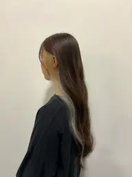 ブリーチカラー いつもと気分を変えて明るいカラーで新しい自分に出会いましょう💖