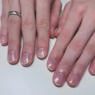 ジェルできない人にオススメ! ネイルケア【爪磨き・甘皮ケア・長さ整え】