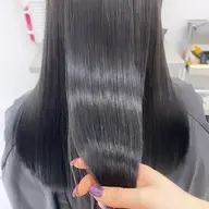 🪄カット＋🪞縮毛矯正🪞＋内部補修トリートメント🌿💞