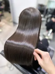 【人気No.2👑】『うる艶縮毛矯正🪞➕艶出しトリートメント🫧(水、木のみ受付🉑)