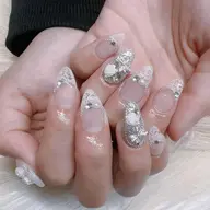 オフ🈶持ち込みアート１０本し放題ネイル