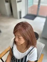 白髪でお悩みの方🤔💭カット➕白髪ぼかし➕髪質改善トリートメント👍3週間で気になる白髪を気になりずらくします👀